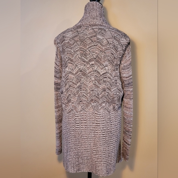 BELLDINI Open Sweater, Long Cut Hem, Cut-Out on the Boddess, Size XL - Picture 5 of 15